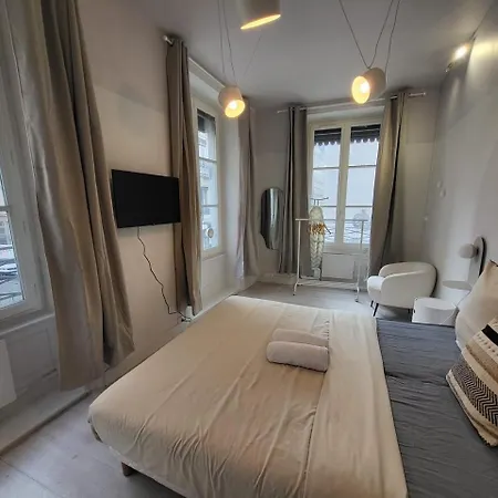 Carry - Check In H24 - Wifi Appartement